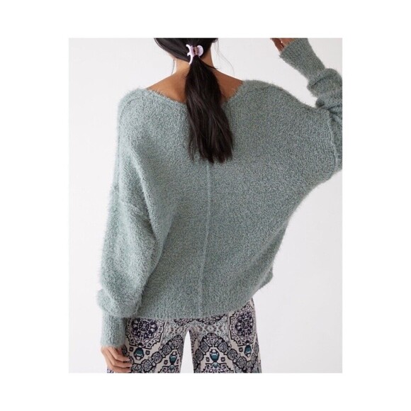 Free People Tops - Free People Icing V-Neck Fuzzy Knit Sweater Spring Dust Blue Women's Size S